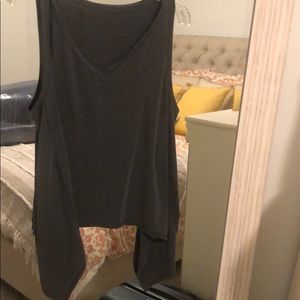 Lululemon gray tank